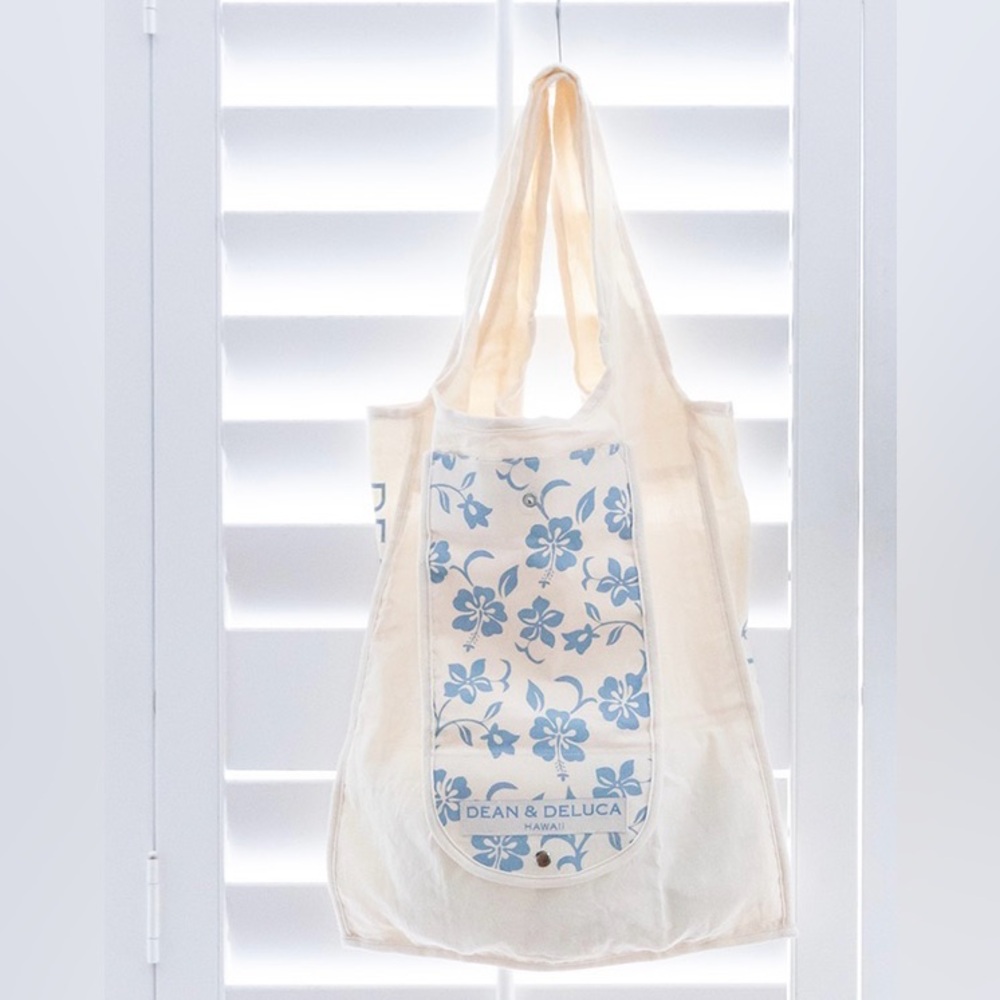 🆕 Dean & Deluca Hawaii Limited Edition Blue Hibiscus Foldable Tote Shopping Bag
